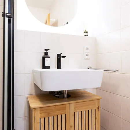 Apartment Staytime - Mira I Location I Balcony