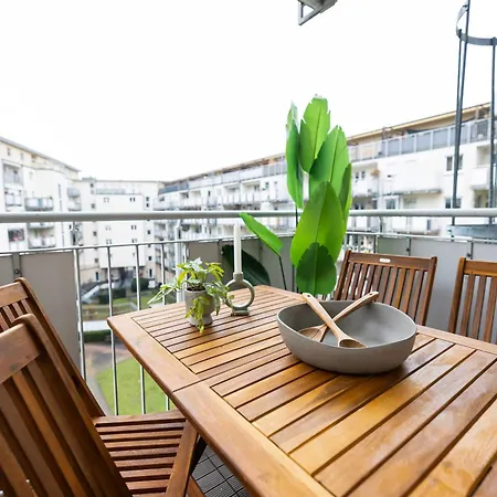 Staytime - Mira I Location I Balcony Apartment *