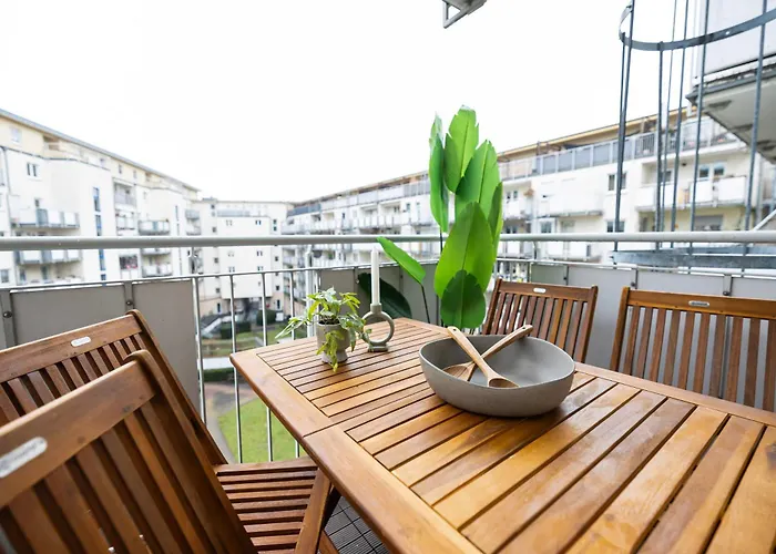 Staytime - Mira I Location I Balcony Apartment *