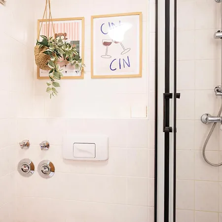 Staytime - Mira I Location I Balcony 드레스덴