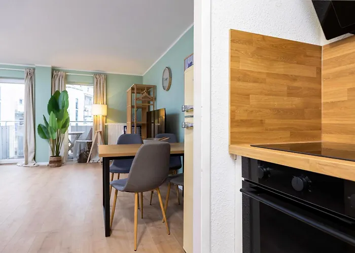 Staytime - Mira I Location I Balcony 드레스덴